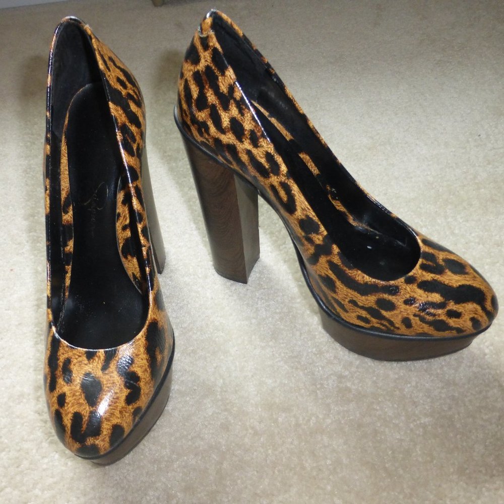 JESSICA SIMPSON brown & black animal print chunky platform pumps